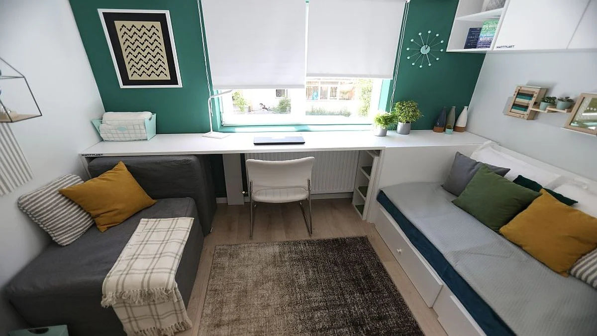 Adela Parvu: Solutia pentru camera lui Nicu si a fratilor studenti: Fotolii cub Best Sleep