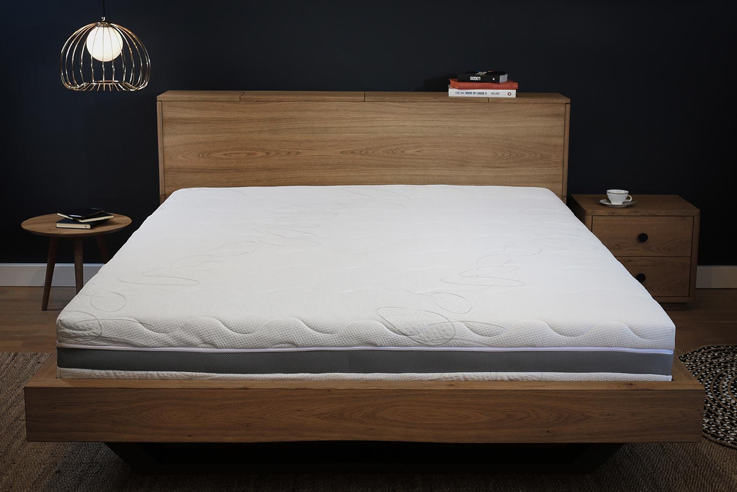 Saltea ortopedica Latex Lux, 23cm, cu latex, sistem de aerisire, hipoalergenic, antibacterian, ferma