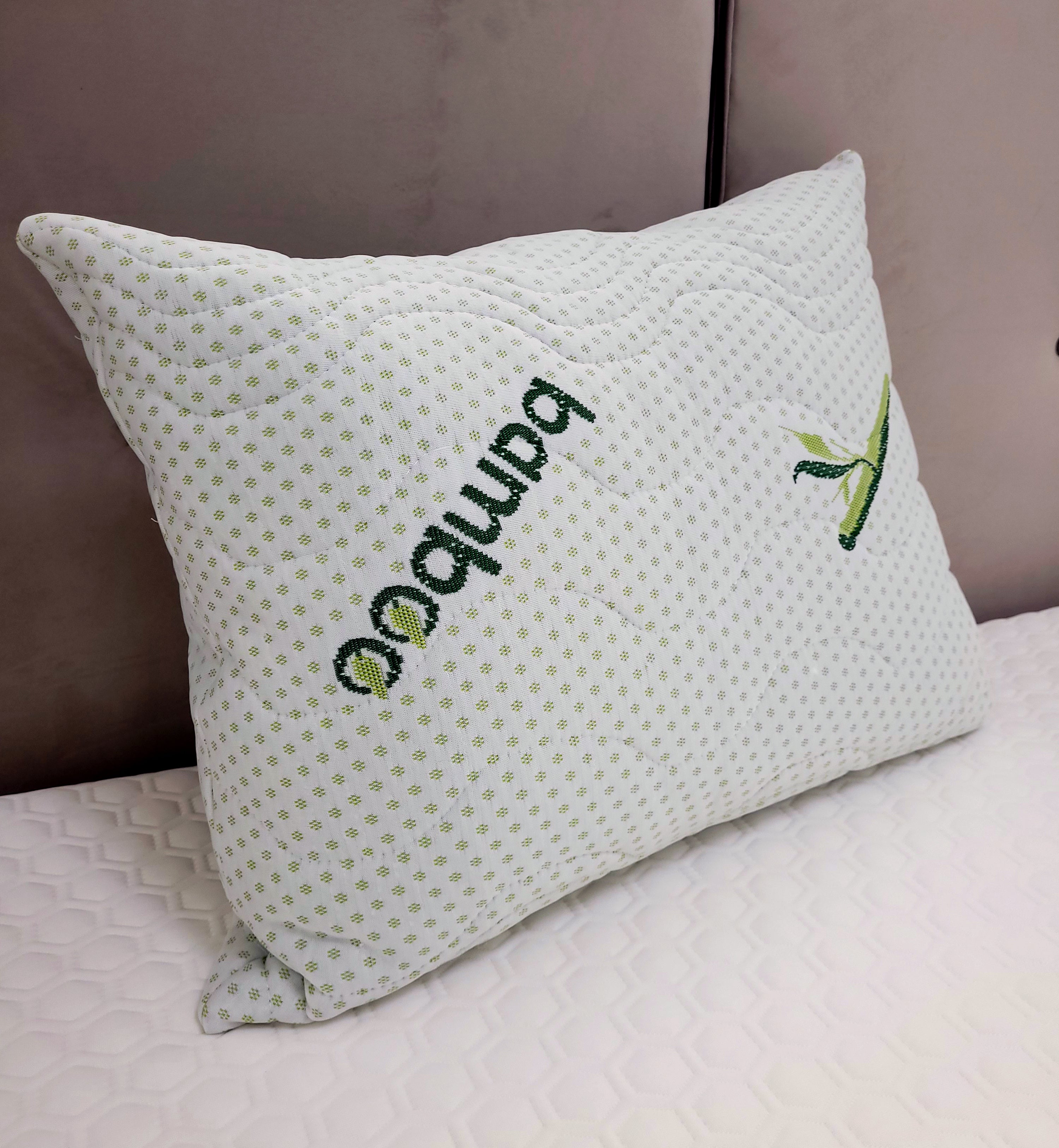 Perna Star Moon Bamboo Feel II, 50x70, hipoalergenica,lavabile la 40°C