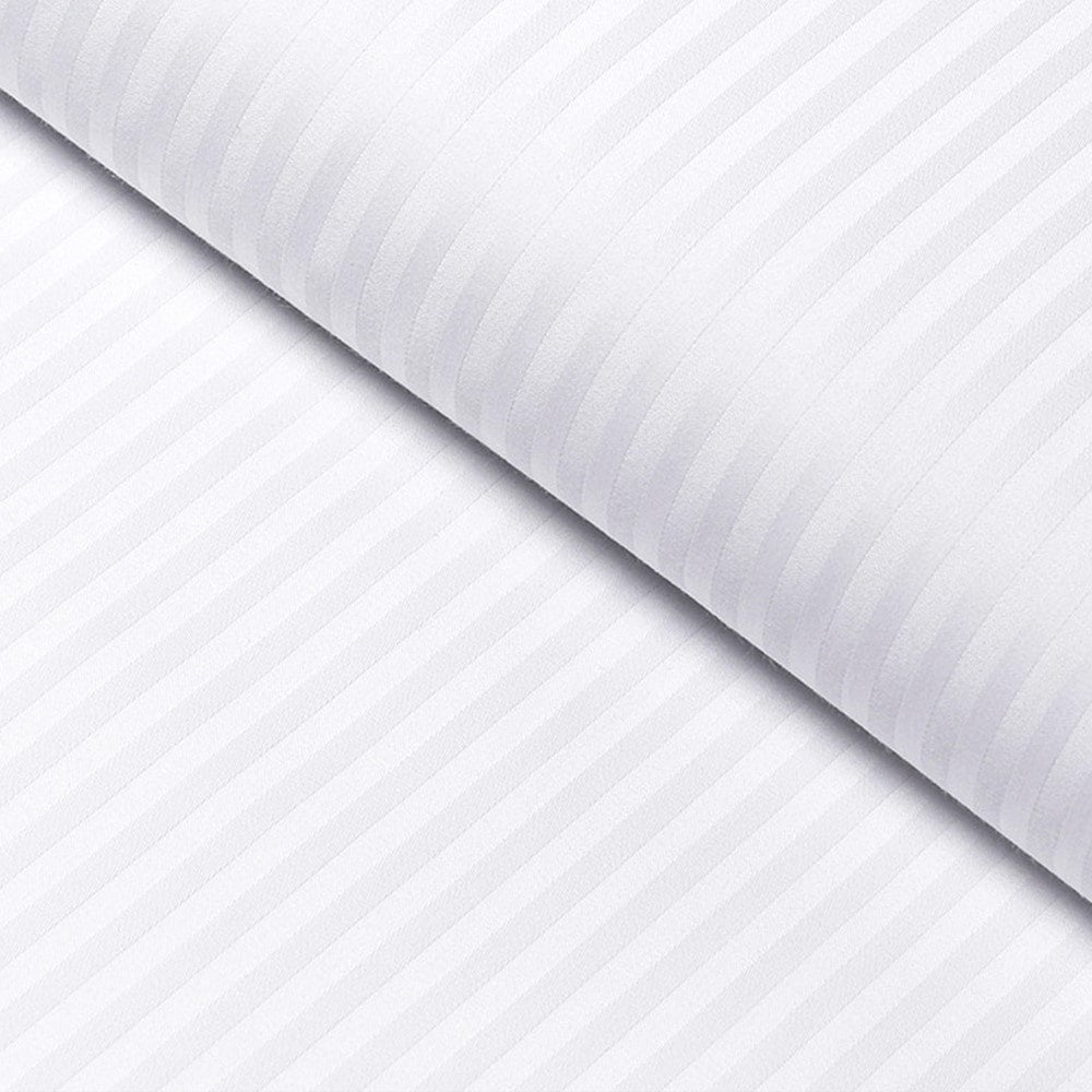 Lenjerie de pat Damasc satinat cu dungi de 1 cm, Alb, 135 gr/mp