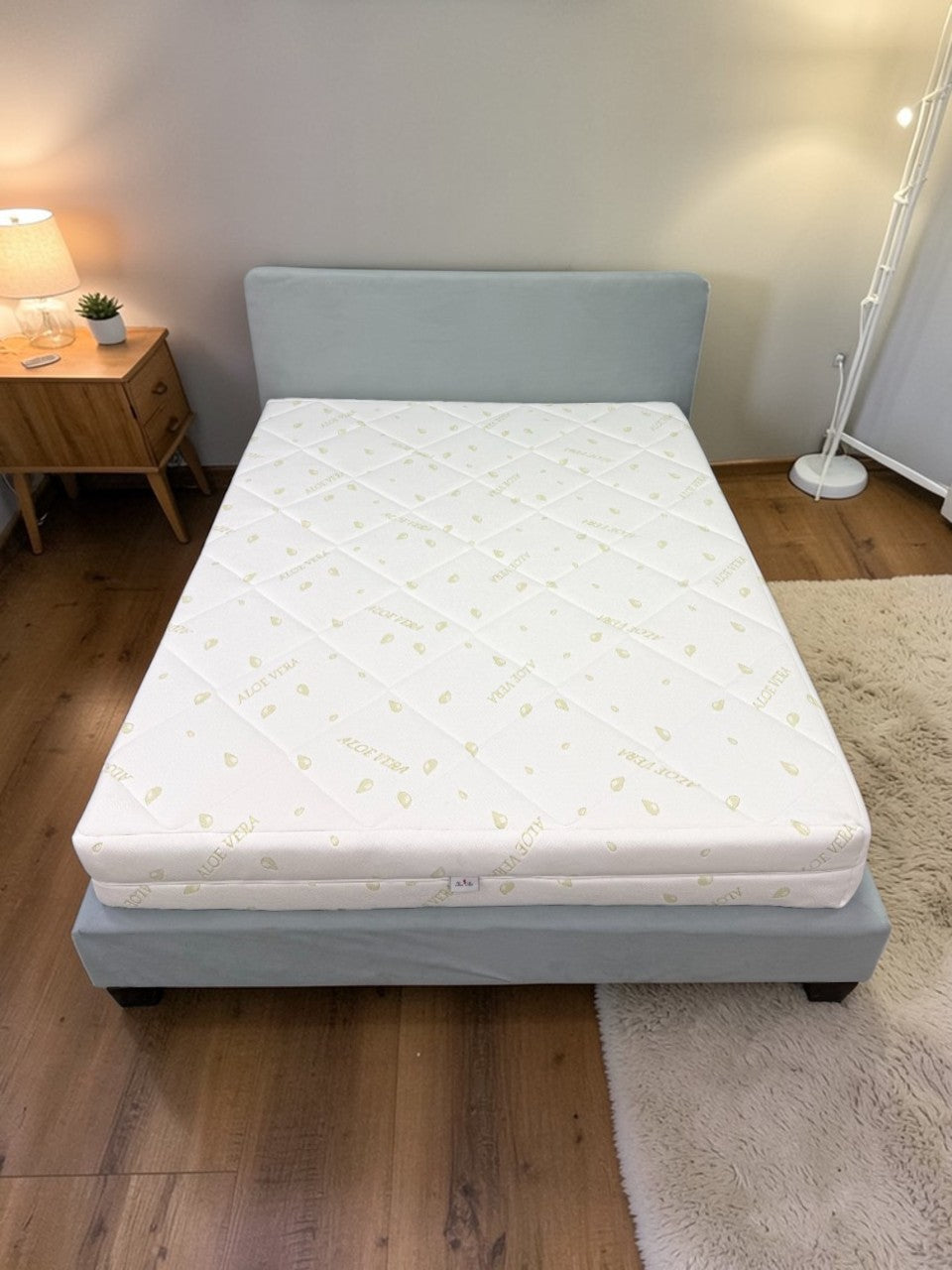 Saltea ortopedica Star Moon Aloe Touch, 25cm, spuma poliuretanica, hipoalergenica, reversibila, ferma